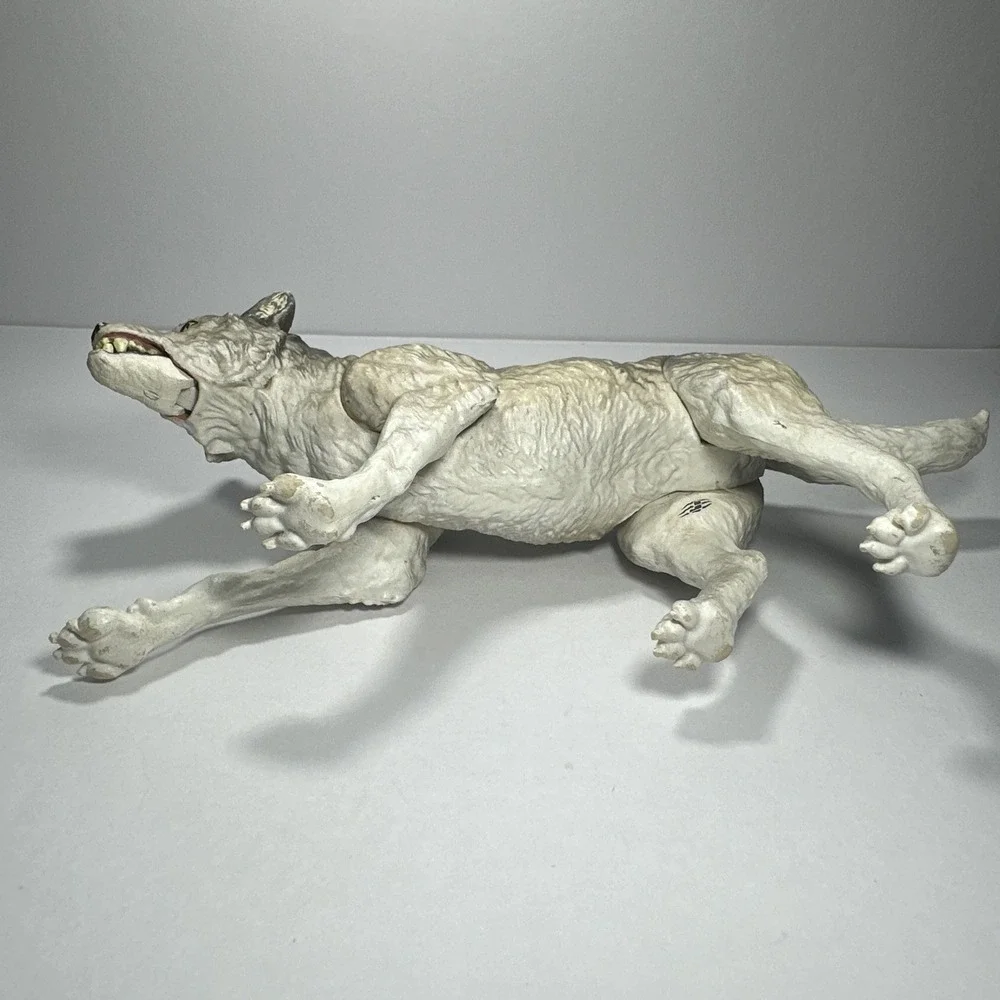 2019 Jumanji Wolf Action Figure Realistic Articulated Jaw Lanard 1409WH
